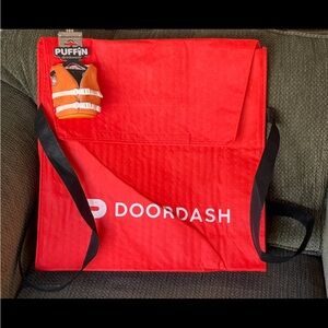 DOORDASH Pizza Bag & PUFFiN DRINKWEAR Deschutes Brewery Life Jacket Koozie Combo